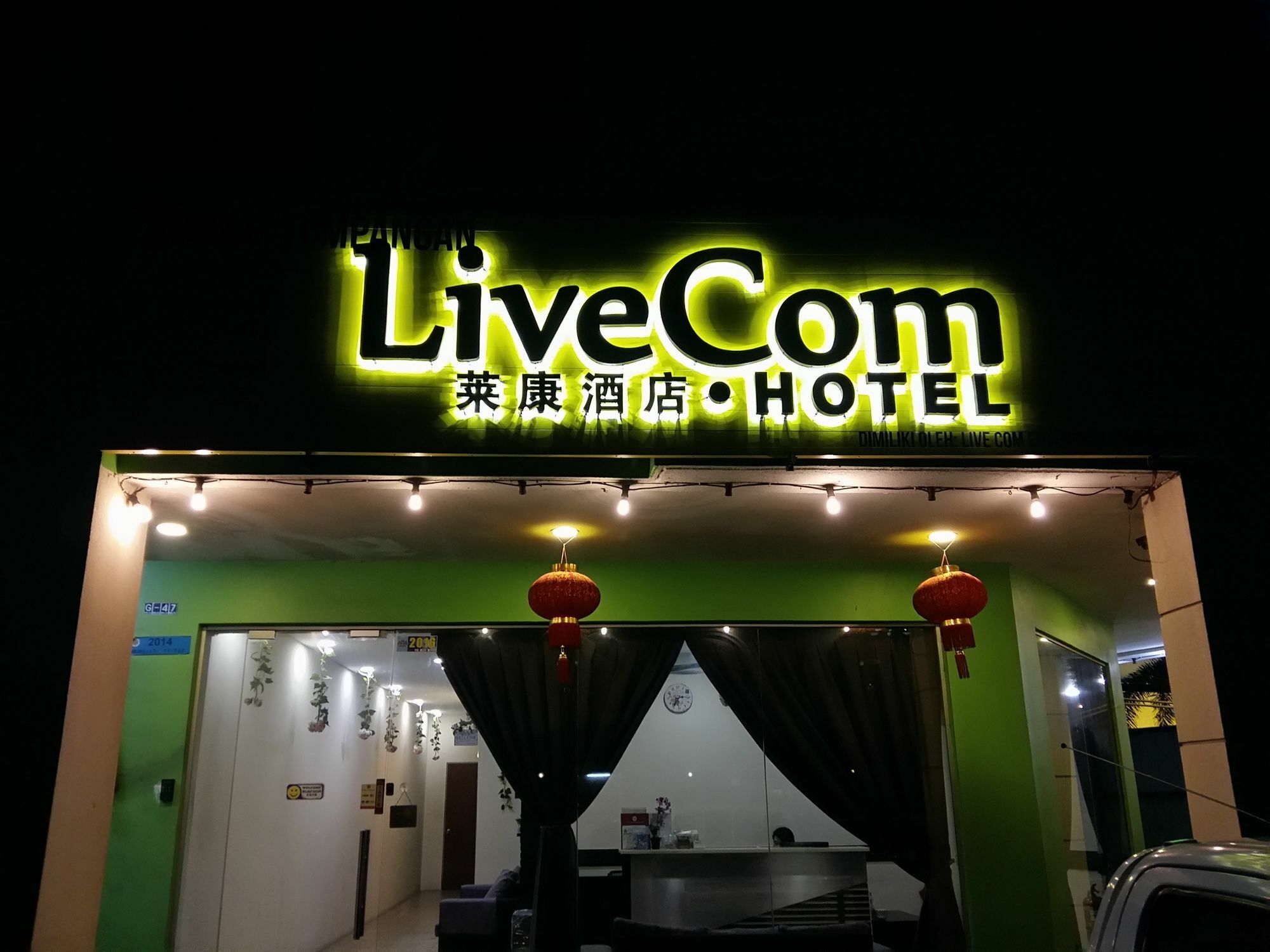 Live Com Hotel Johor Bahru Exterior photo